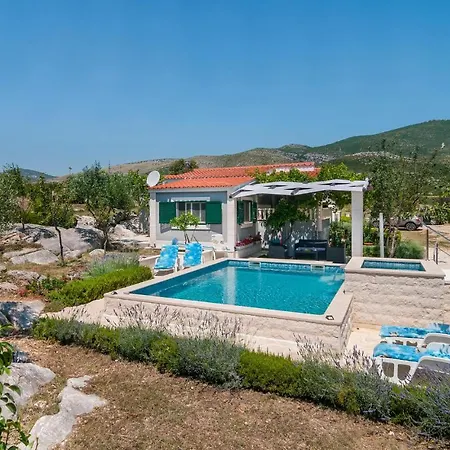 Two-bedroom Holiday In