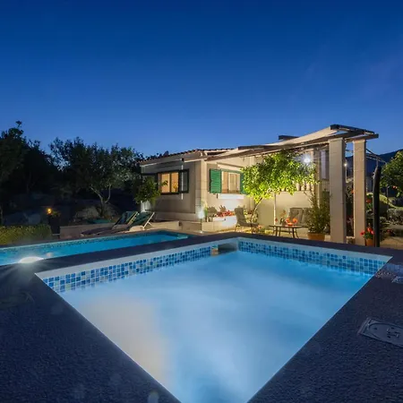 Stunning In With Wifi Holiday home Plano