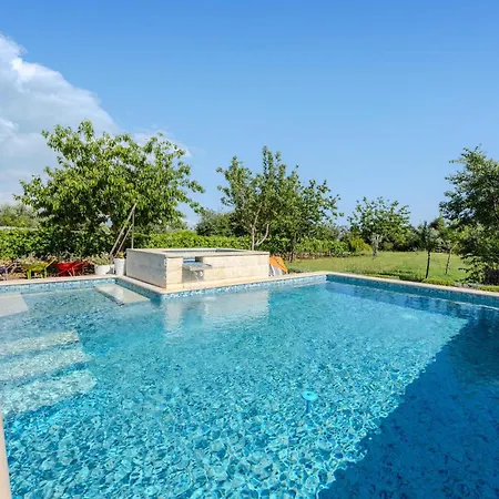 Gorgeous Home In Plano *