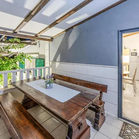 Gorgeous Home In Plano Hébergement de vacances